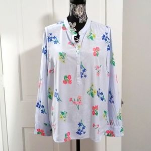 💐Talbots💐- Multicolor Floral Quarter Button L/S Top
